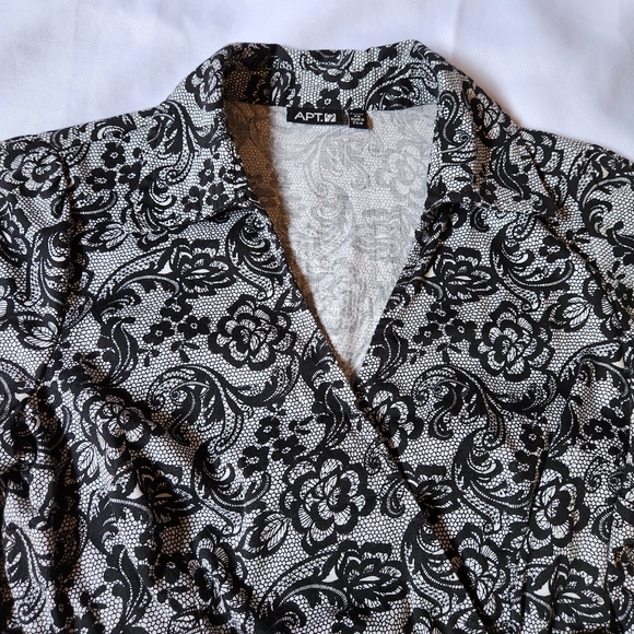 Apt.9 Womens Petite PS Top Short Sleeve Collared Blouse White Black Floral Print - Picture 2 of 5
